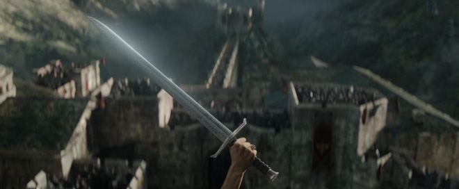 Đi tìm lý do King Arthur: Legend of the Sword trở thành "bom xịt" (3)