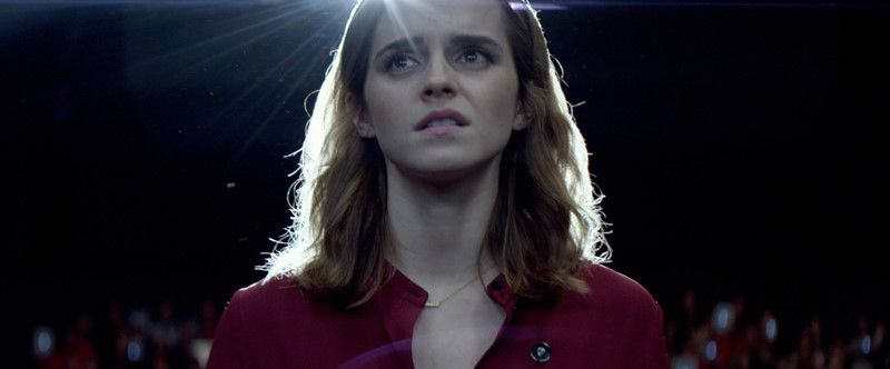 Vòng Xoay Ảo: Hành trình đầy ám ảnh của Emma Watson và Tom Hanks (2)