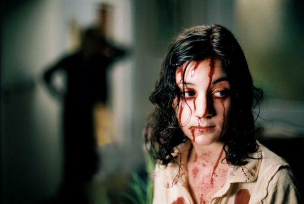 Top 10 phim kinh dị khiến người xem ám ảnh nhất thập niên 2000 (8)